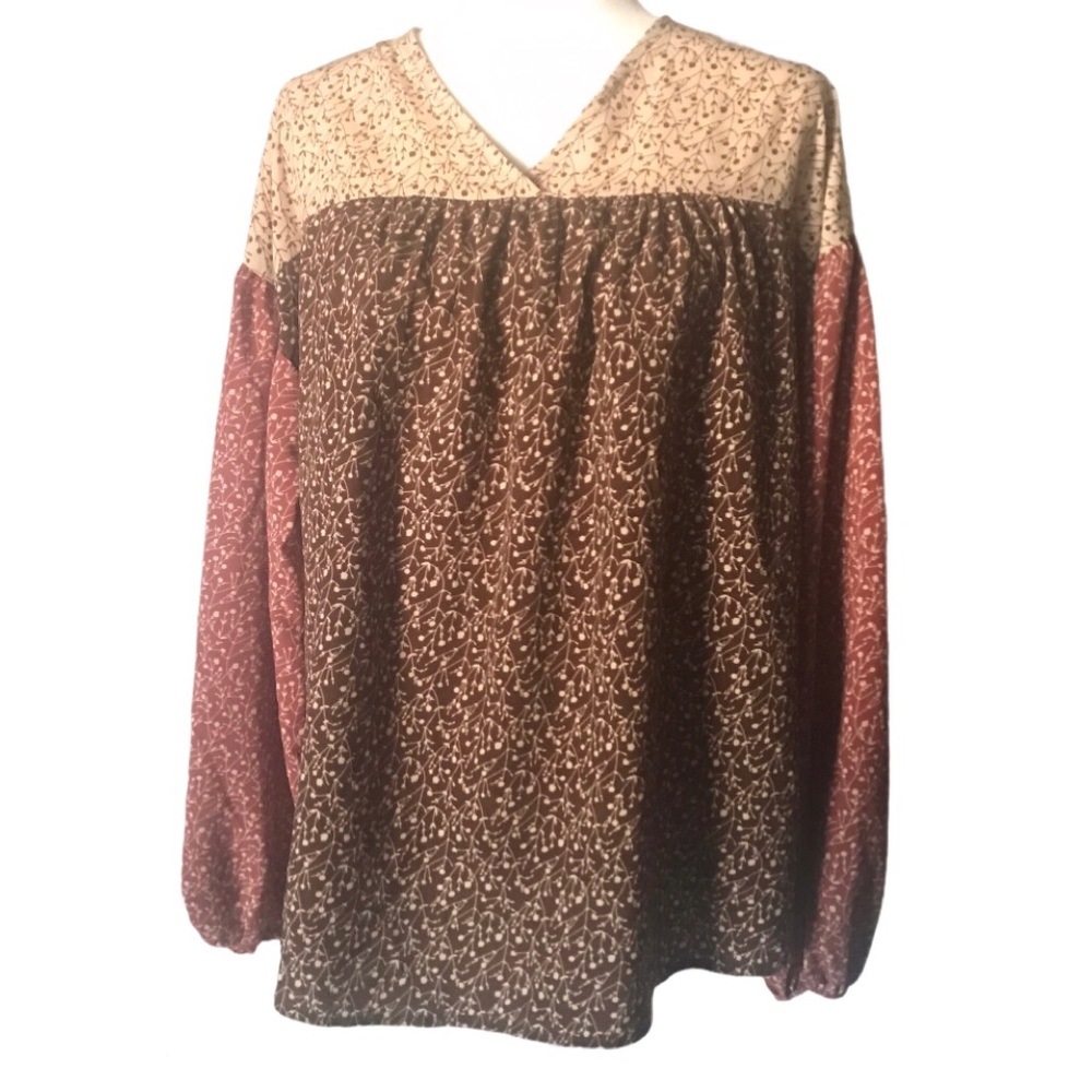 Hailey & Co. Balloon Sleeves Top